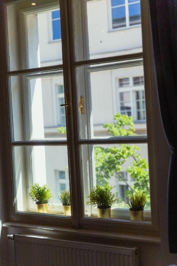 Top Location City Centre Condo In Historic Building With Free Garage Parking Ljubljana Exteriör bild